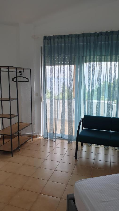 Amparoudes Apartamento Kriopigi Exterior foto